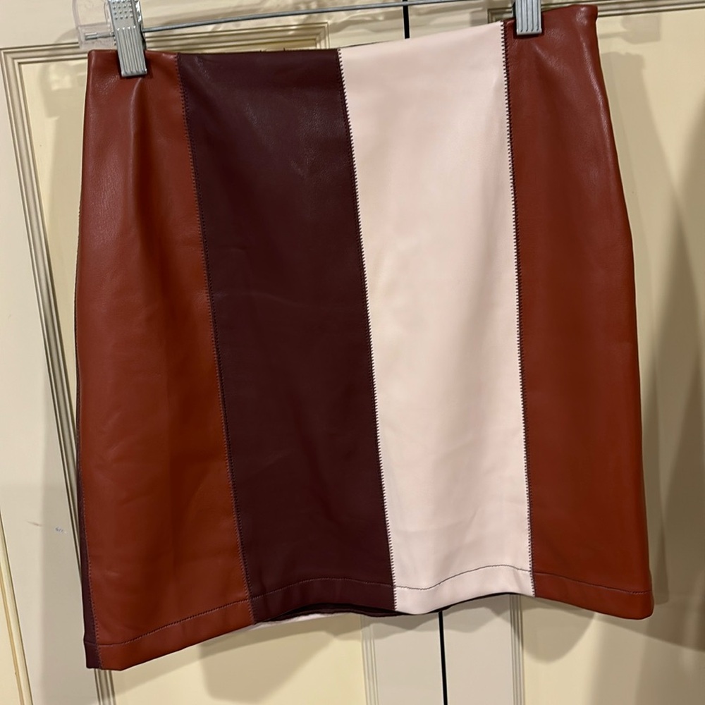 Patchwork Faux Leather‎ Skirt